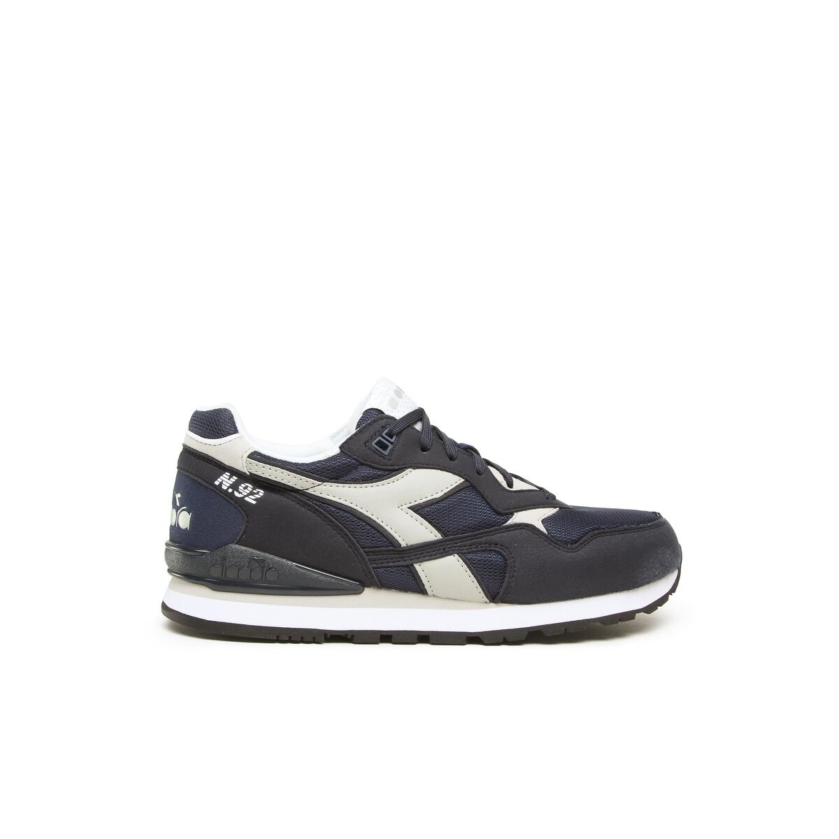 Diadora insignia deals blue