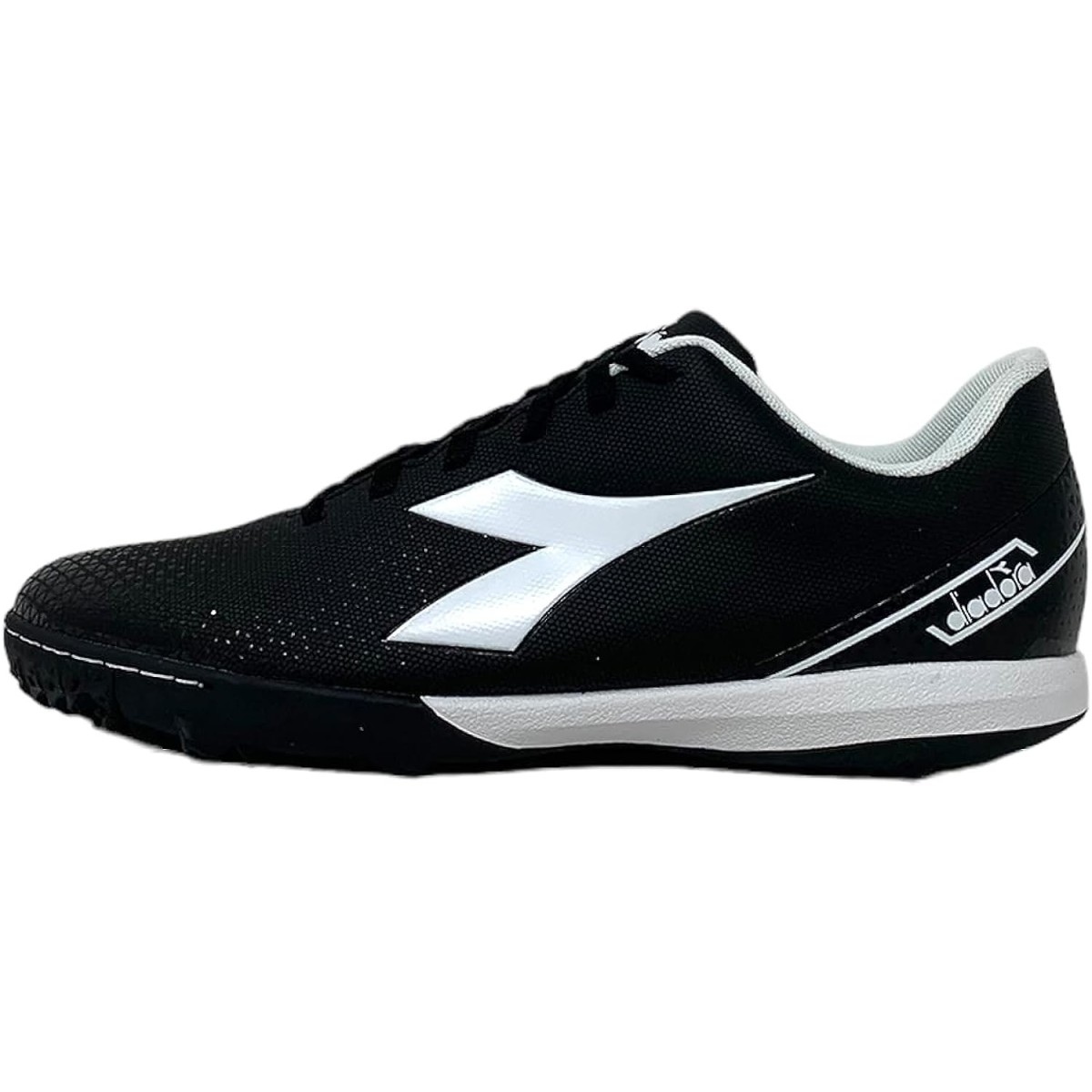 Diadora pitch online